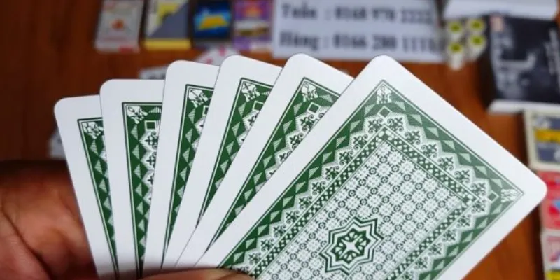 Những ưu điểm của việc nhận biết lá bài từ mặt sau