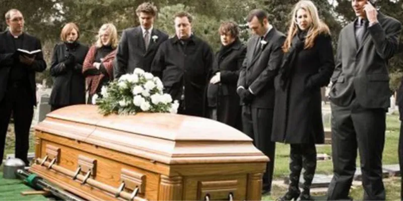 Nằm mơ thấy quan tài không có người