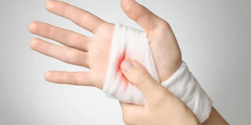 Nằm mơ thấy máu chảy từ vết thương