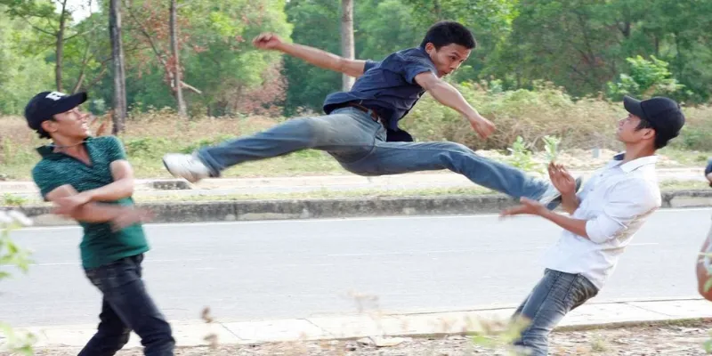 Mơ thấy mình đánh nhau với người thân