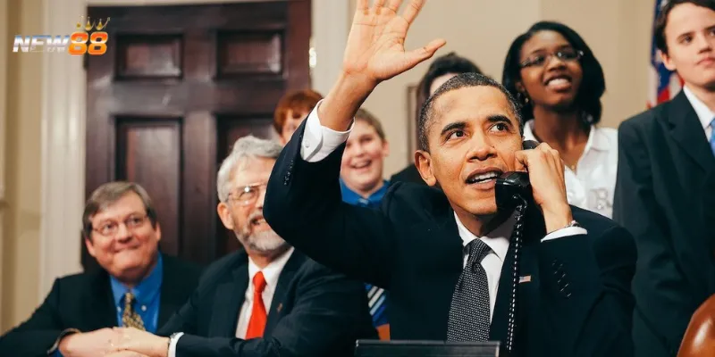 Mơ thấy người nổi tiếng về nhà mình